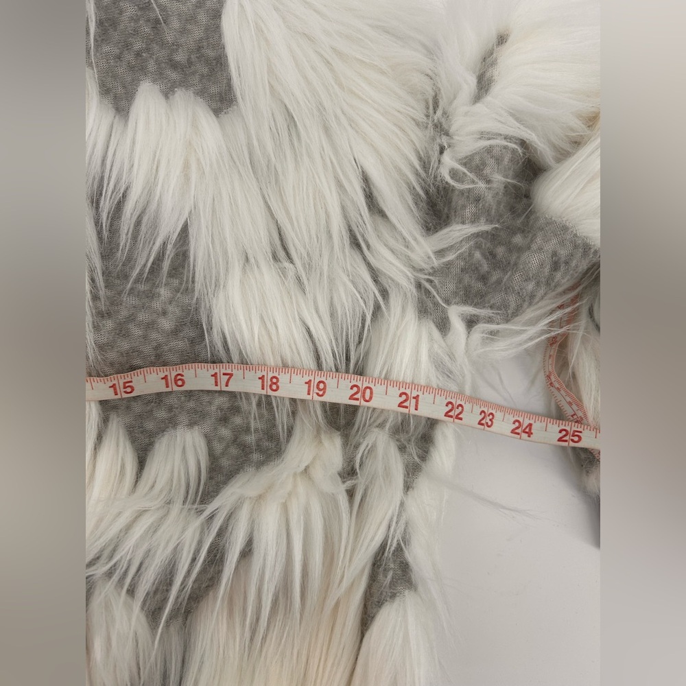 Zara Faux Fur Eyelash Design Full Zip Up Sweater Size Small White Gray - Picture 6 of 11